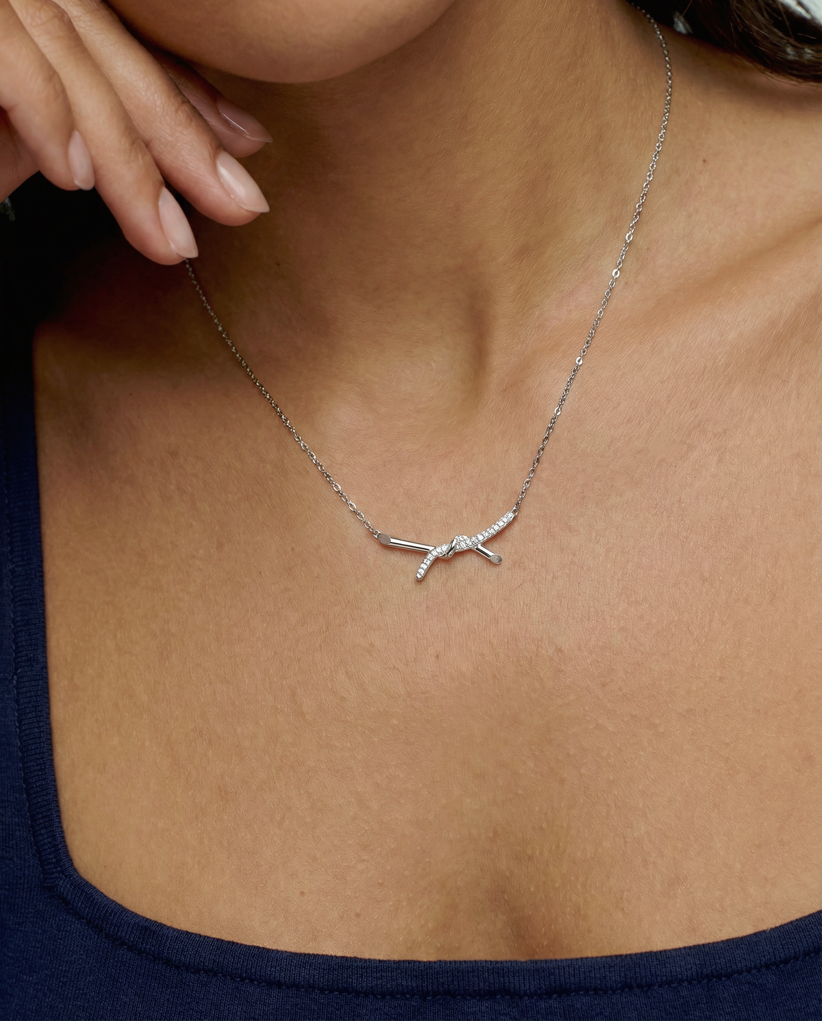 Lia - Collar Oro Blanco 9K y Diamantes de Laboratorio