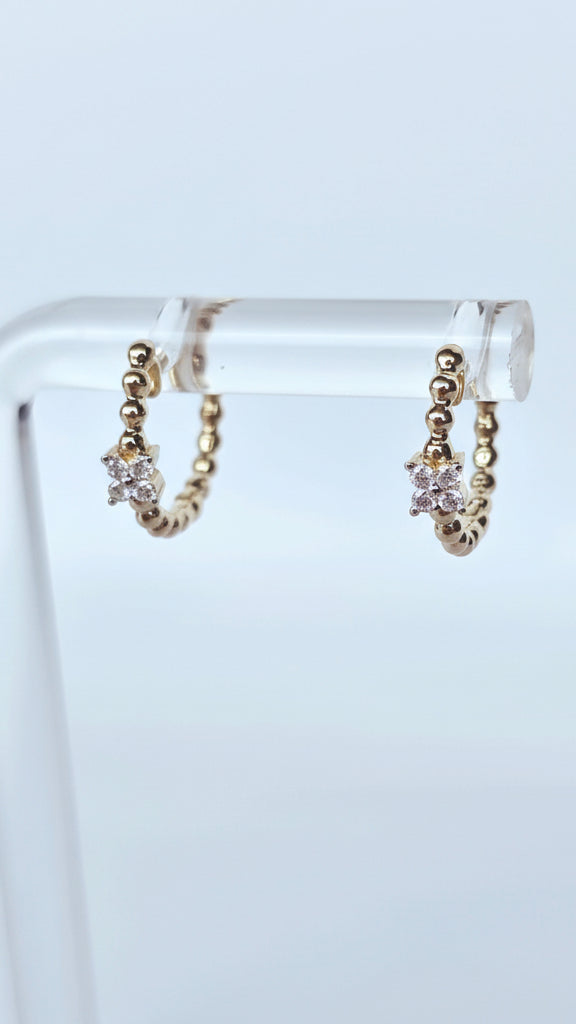 Fiore - Aretes Oro Amarillo 9K y Diamantes de Laboratorio
