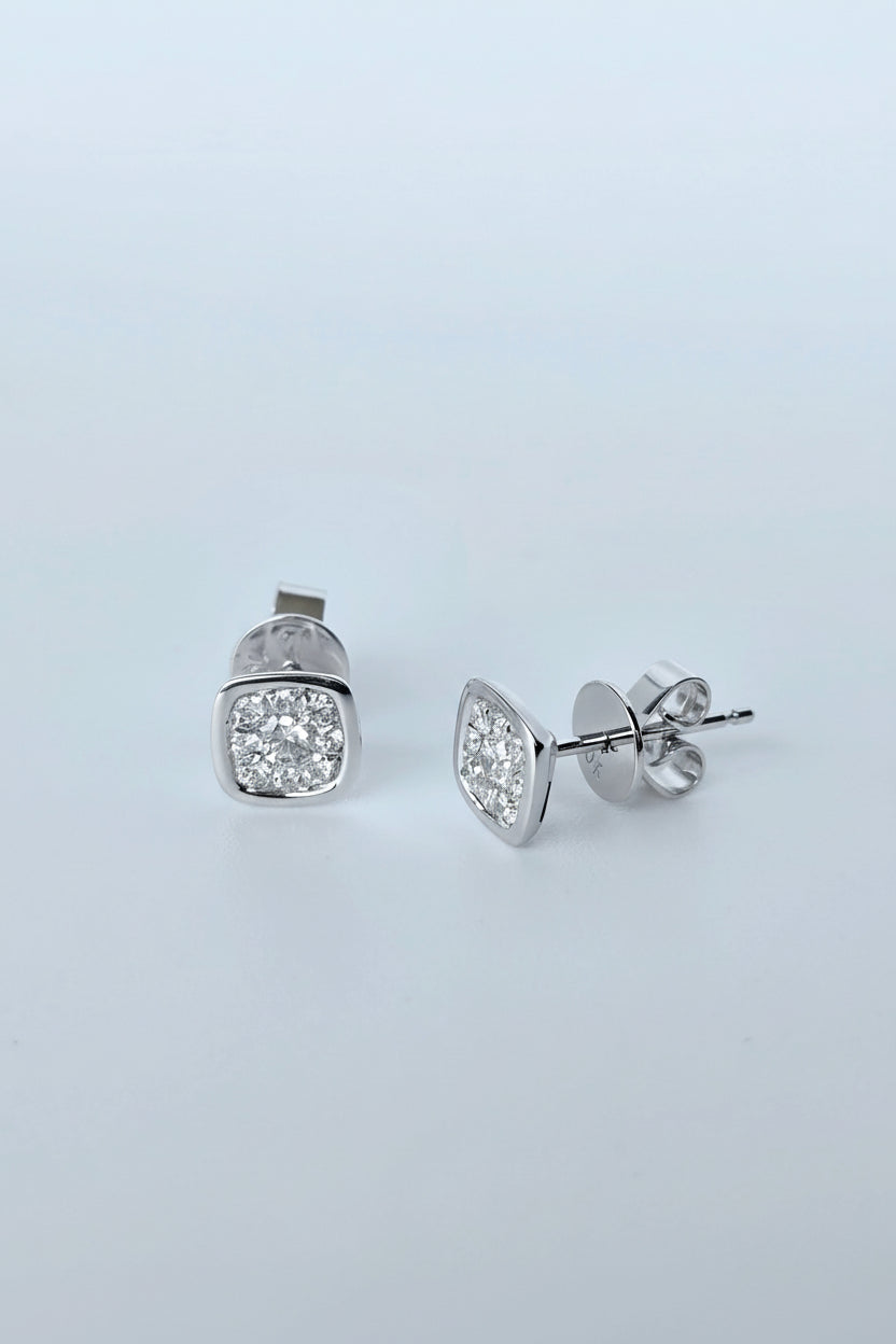 Libi - Aretes Oro Blanco 9K y Diamantes de Laboratorio