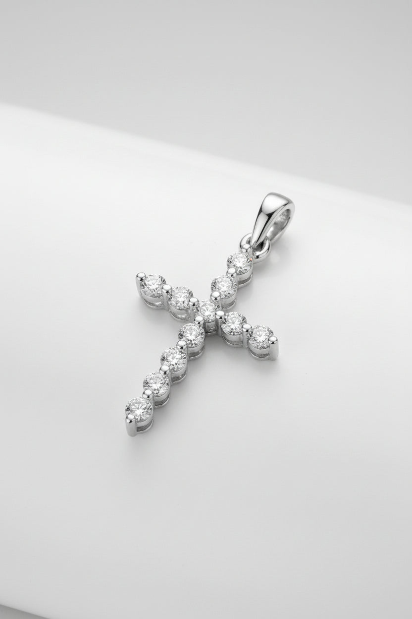 Clara - Dije de Oro Blanco 9K y Diamantes de Laboratorio