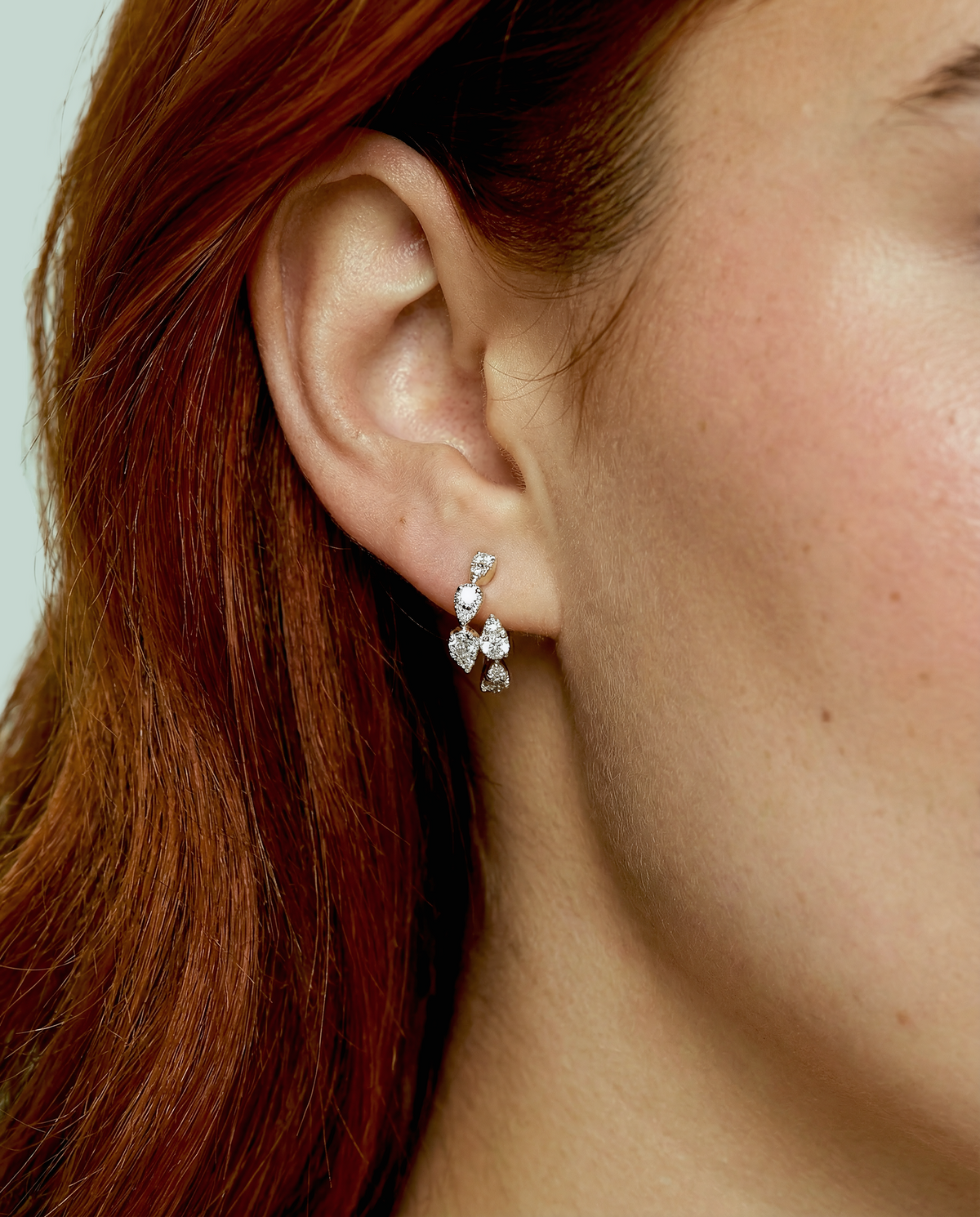 Vera - Aretes Oro Amarillo 9K y Diamantes de Laboratorio