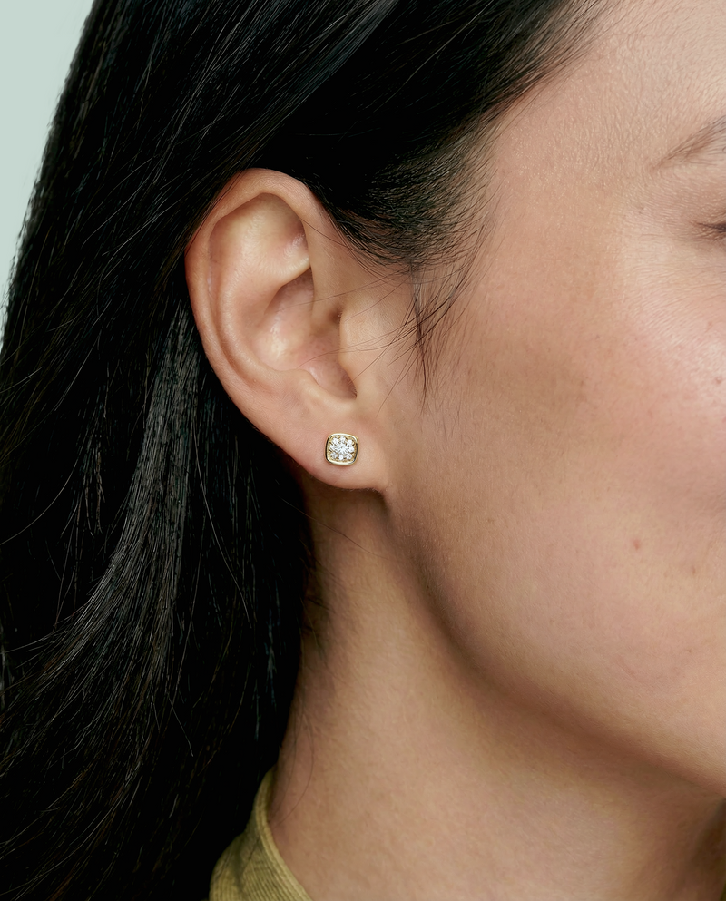 Libi - Aretes Oro Amarillo 9K y Diamantes de Laboratorio
